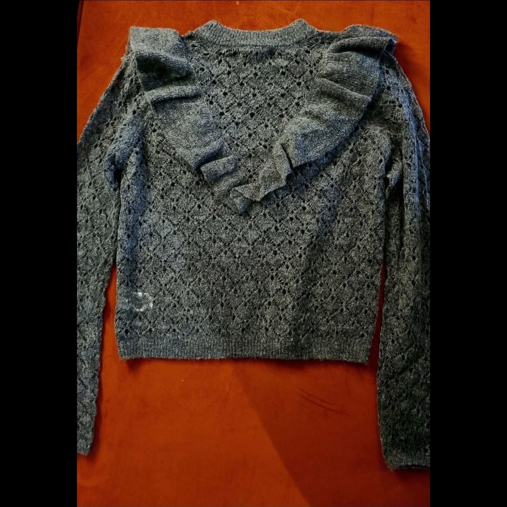 American Eagle Gray Ruffled Knit Sweater